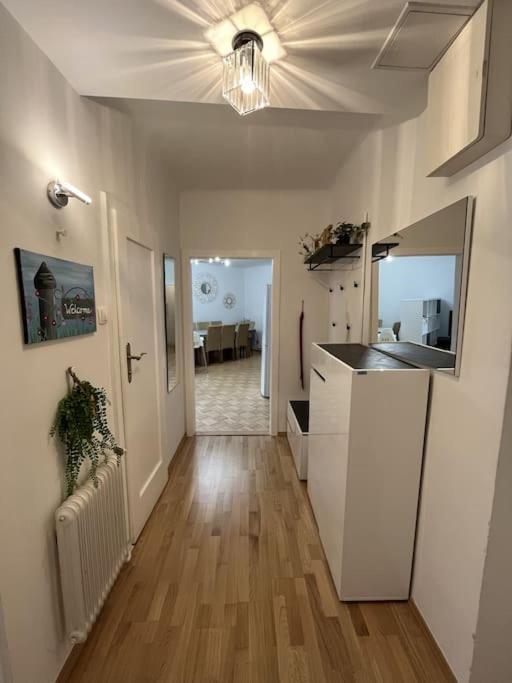 *Luxurious And Spacious Family Apartment* Wenen Buitenkant foto